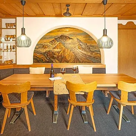 Jungfrau Lodge, Swiss Mountain Hotel