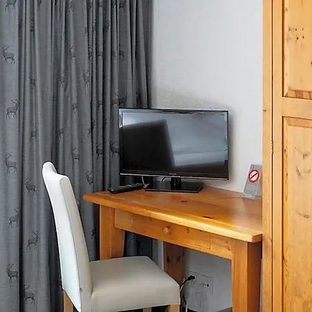 Jungfrau Lodge, Swiss Mountain