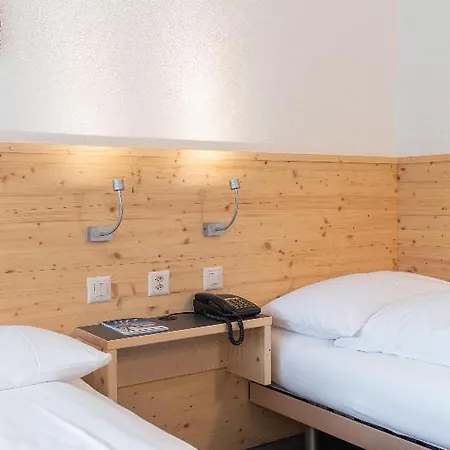 Jungfrau Lodge, Swiss Mountain Grindelwald